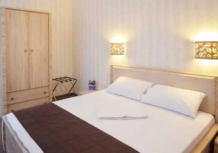 Noname Apart Otel 4*