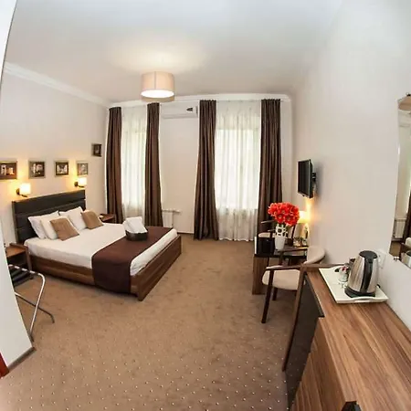 Noname Aparthotel